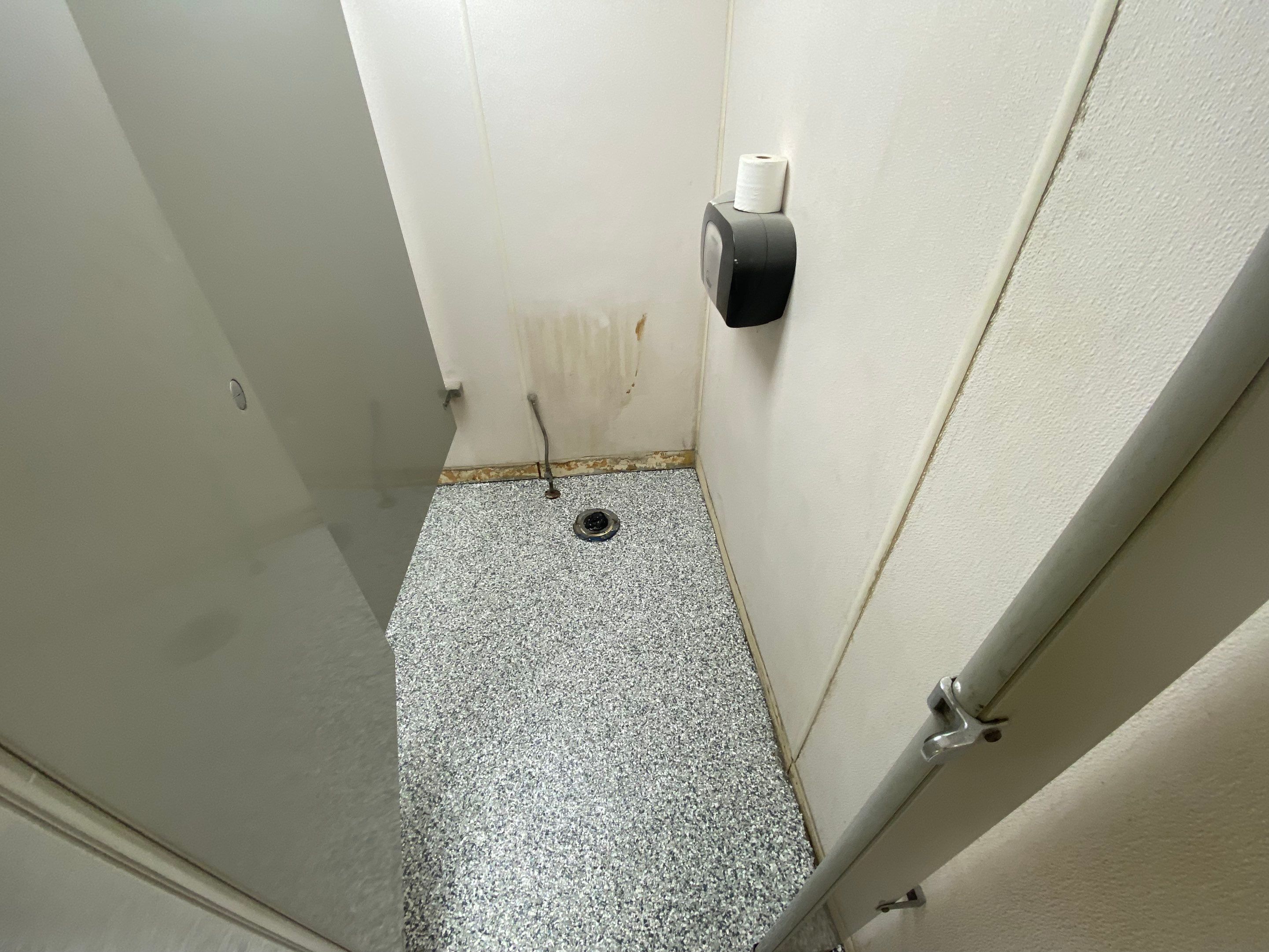 Applied Metals Commercial Application by Knot Just Decks