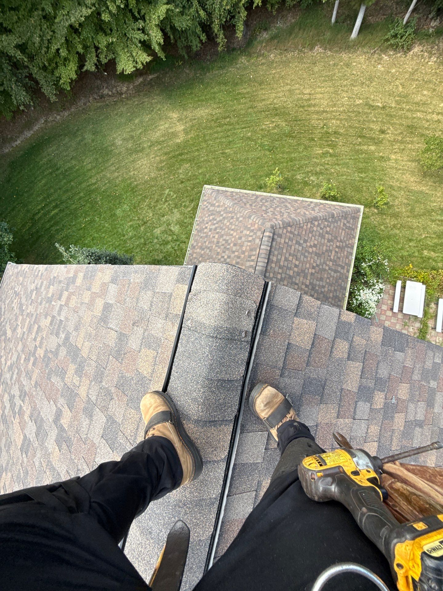 Fairfax station: Residential Roof with CertainTeed Landmark Pro in Max Def Shenandoah  by RM Banning, Inc.