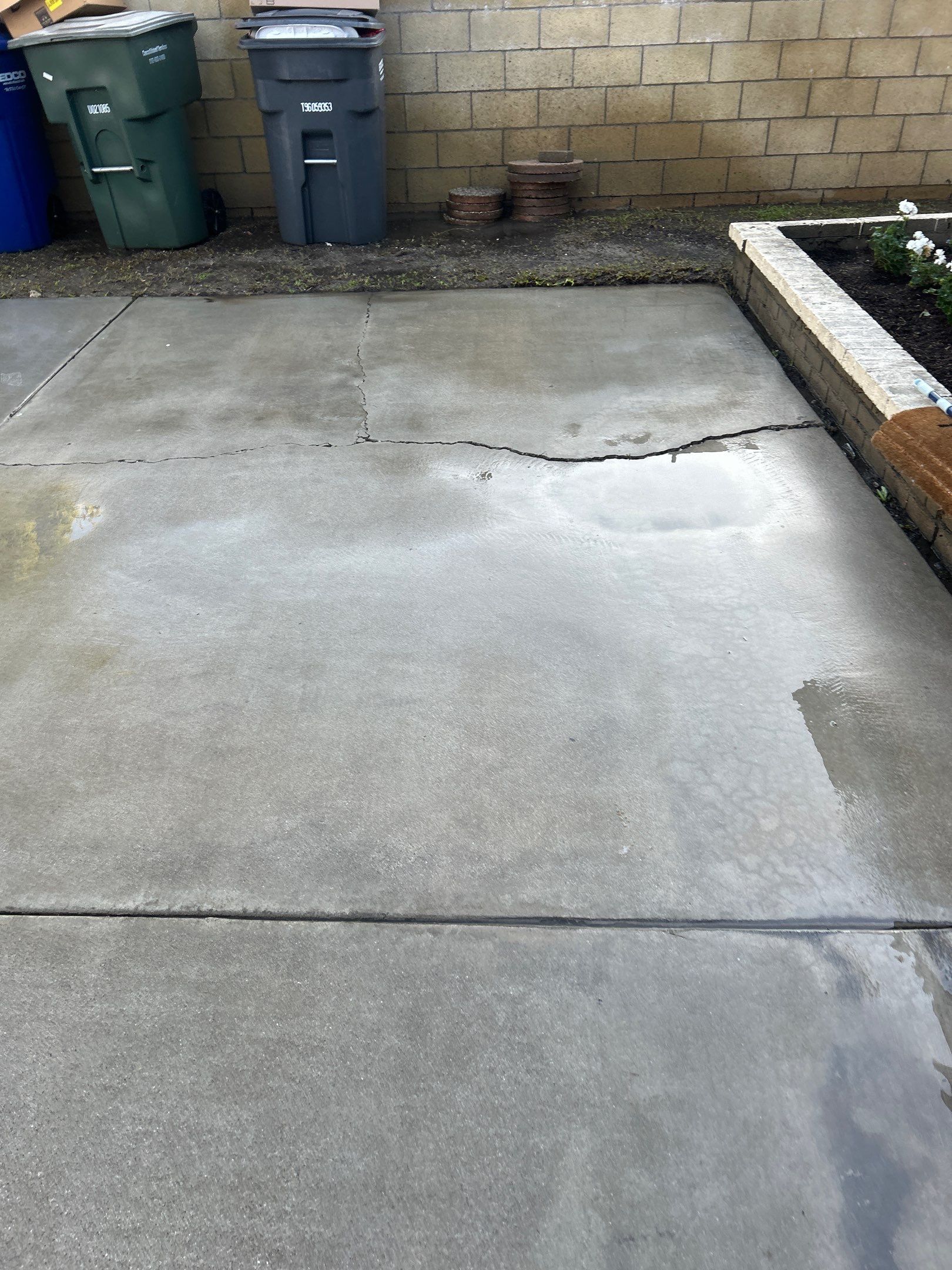 Hot Water Concrete Cleaning Driveway & Patio In La Mirada, CA by La Power Washing Inc