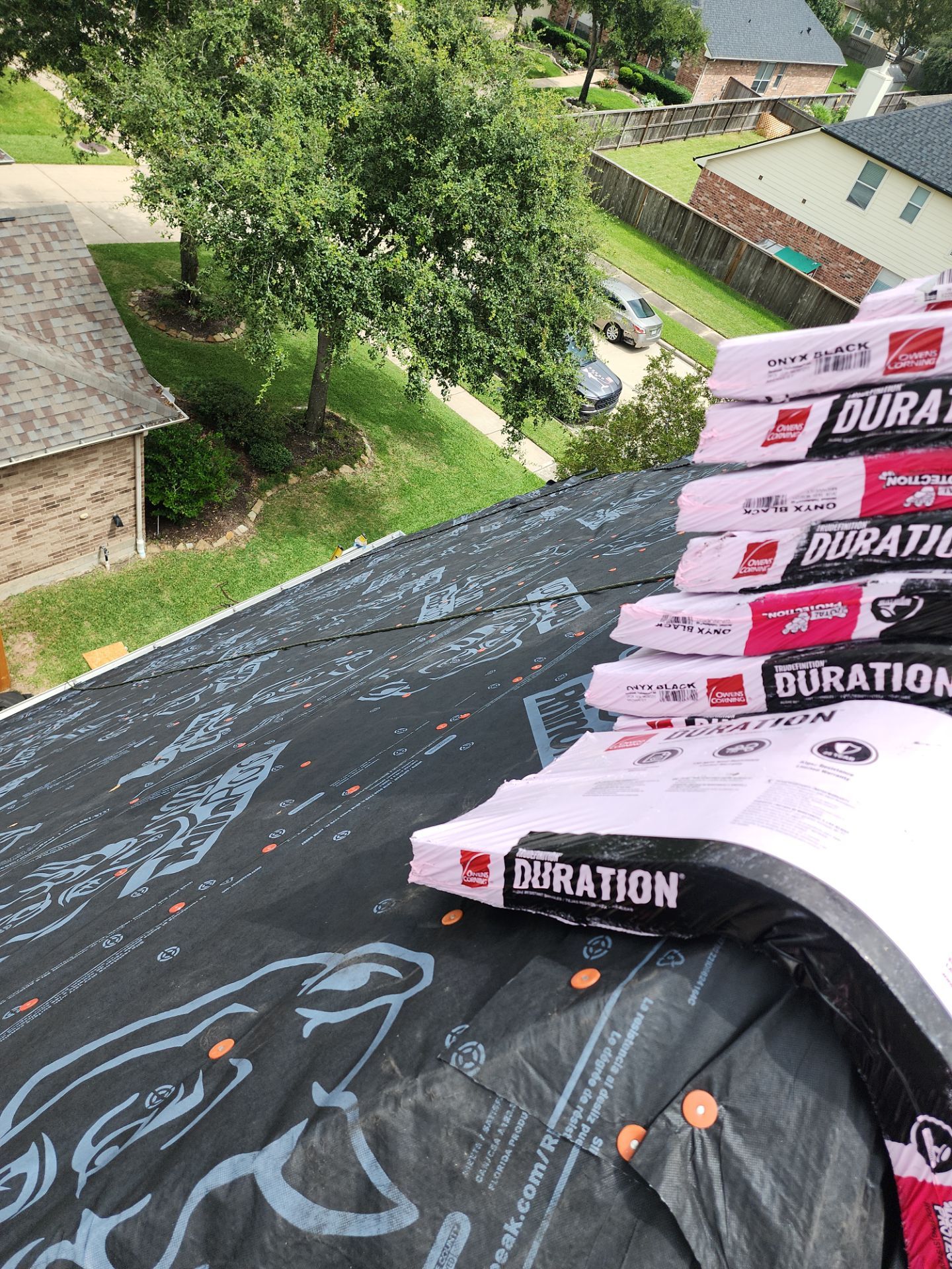 Residential Roofing Installation using Owen's Corning Duration (Lifetime) Shingles by Roof Repair Company