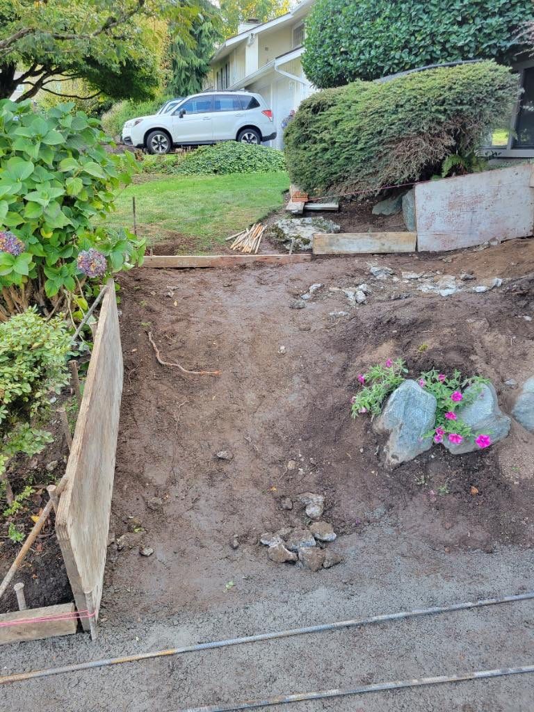 Laurie | Concrete Stairs  by Jireh Asphalt & Concrete Inc 