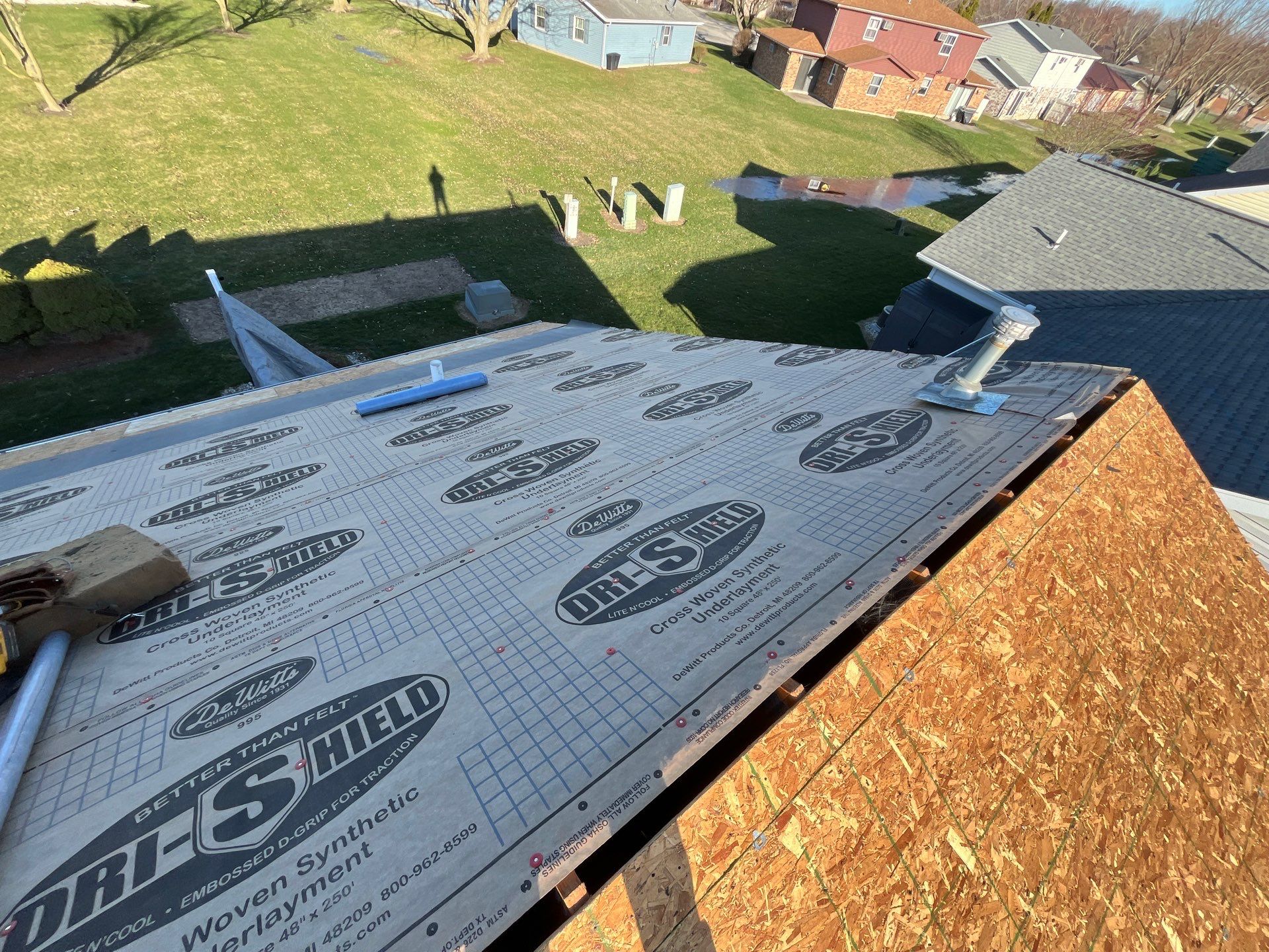 Residential Roofing Installation using CertainTeed Landmark Weathered Wood by Nitro Roofing and Construction