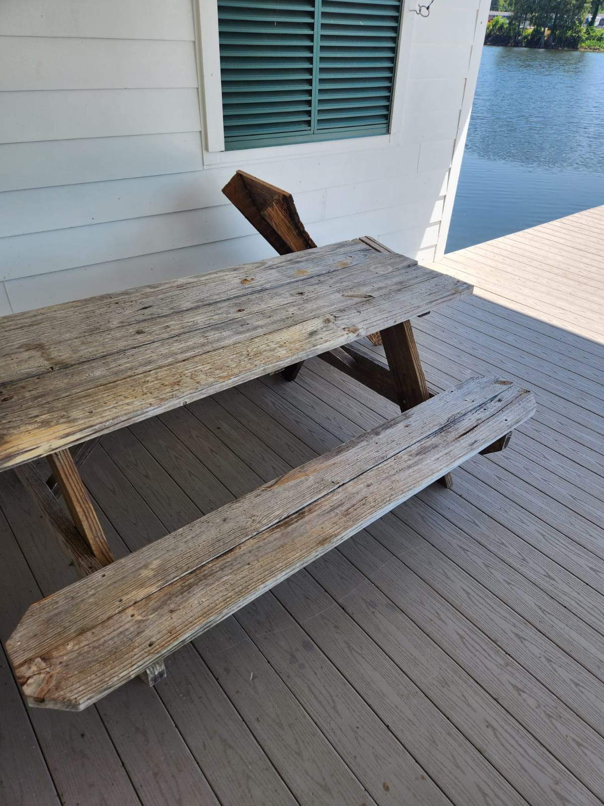 ULM SKI DOCK WASH by College Bros Outdoor services