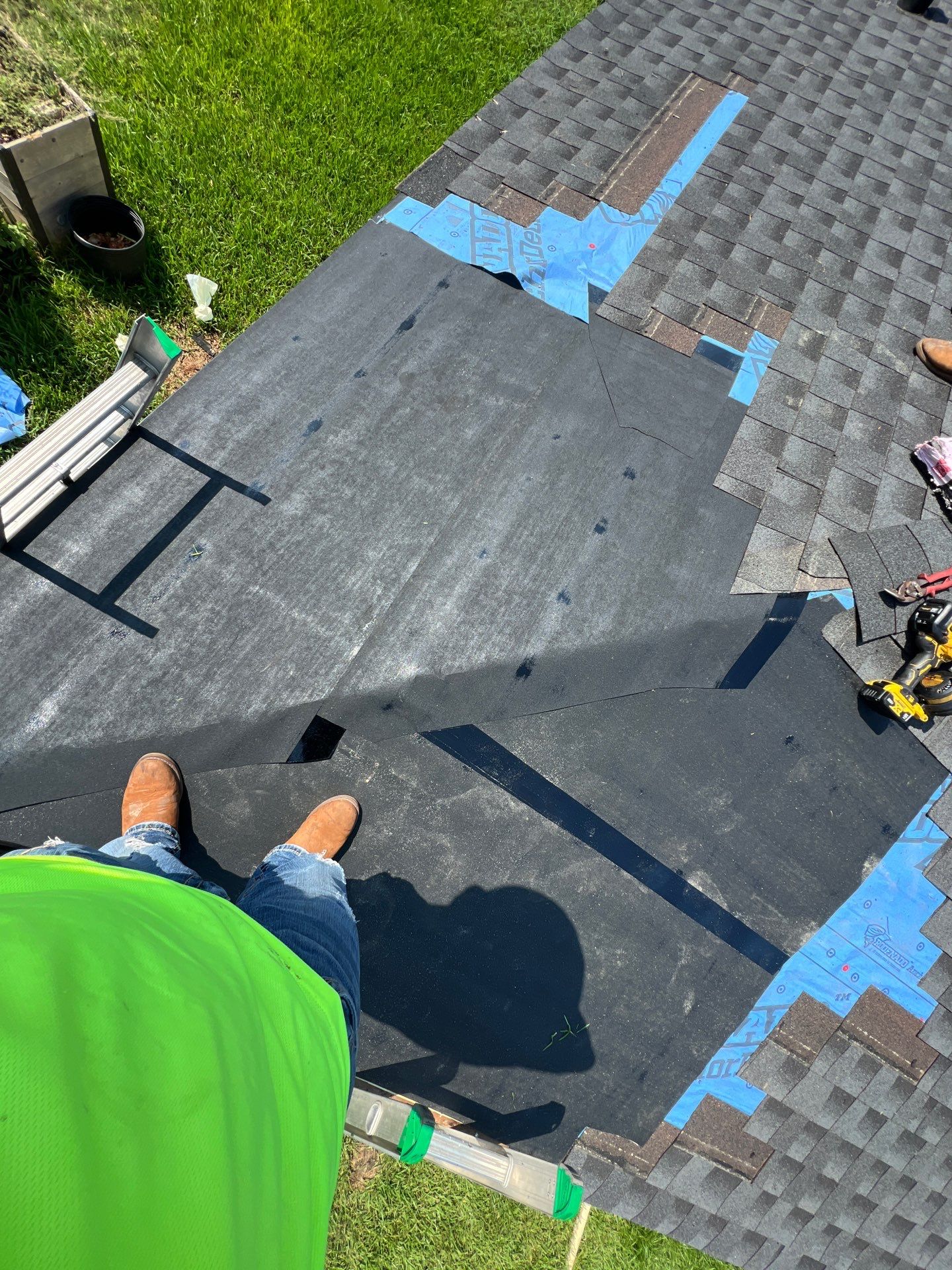 Residential Roofing Repair using Owen's Corning Duration (Lifetime) Shingles by Roof Repair Company