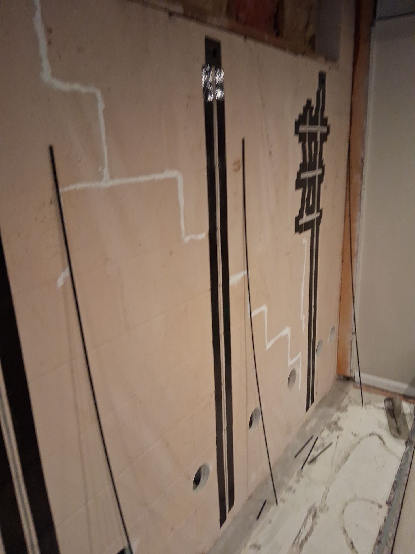 Embedded Fiber Reinforcement by Toledo Basement Repair 