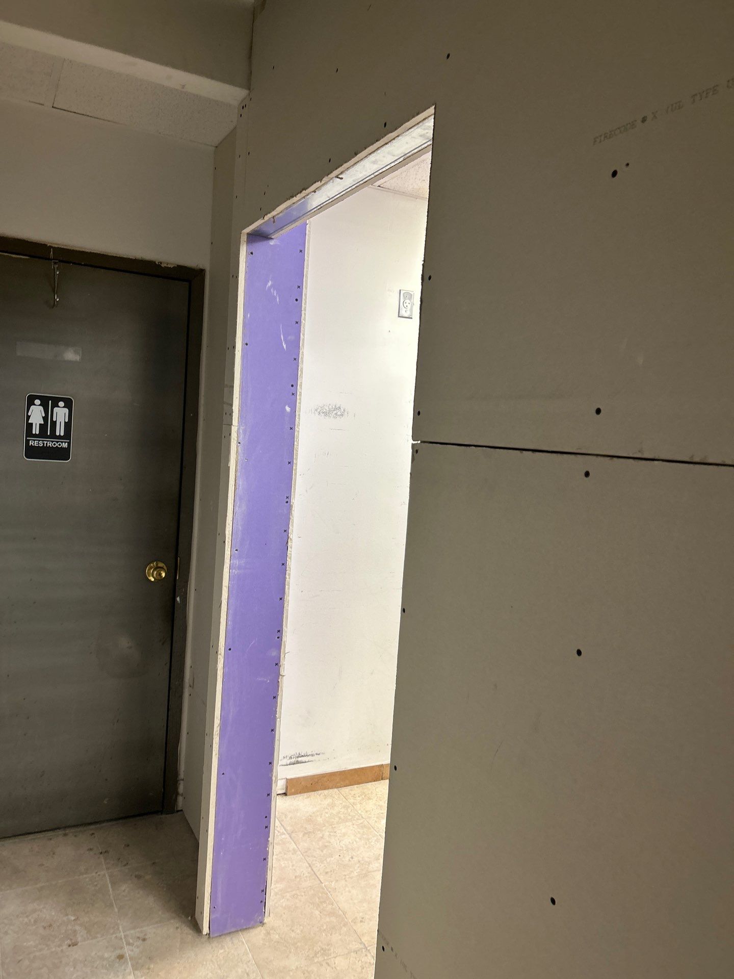 Sobol Whitestone Store Fit-out by Omada Construction Corp
