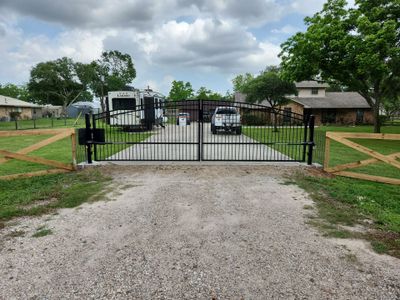 Custom Driveway Gate Powered by Solar