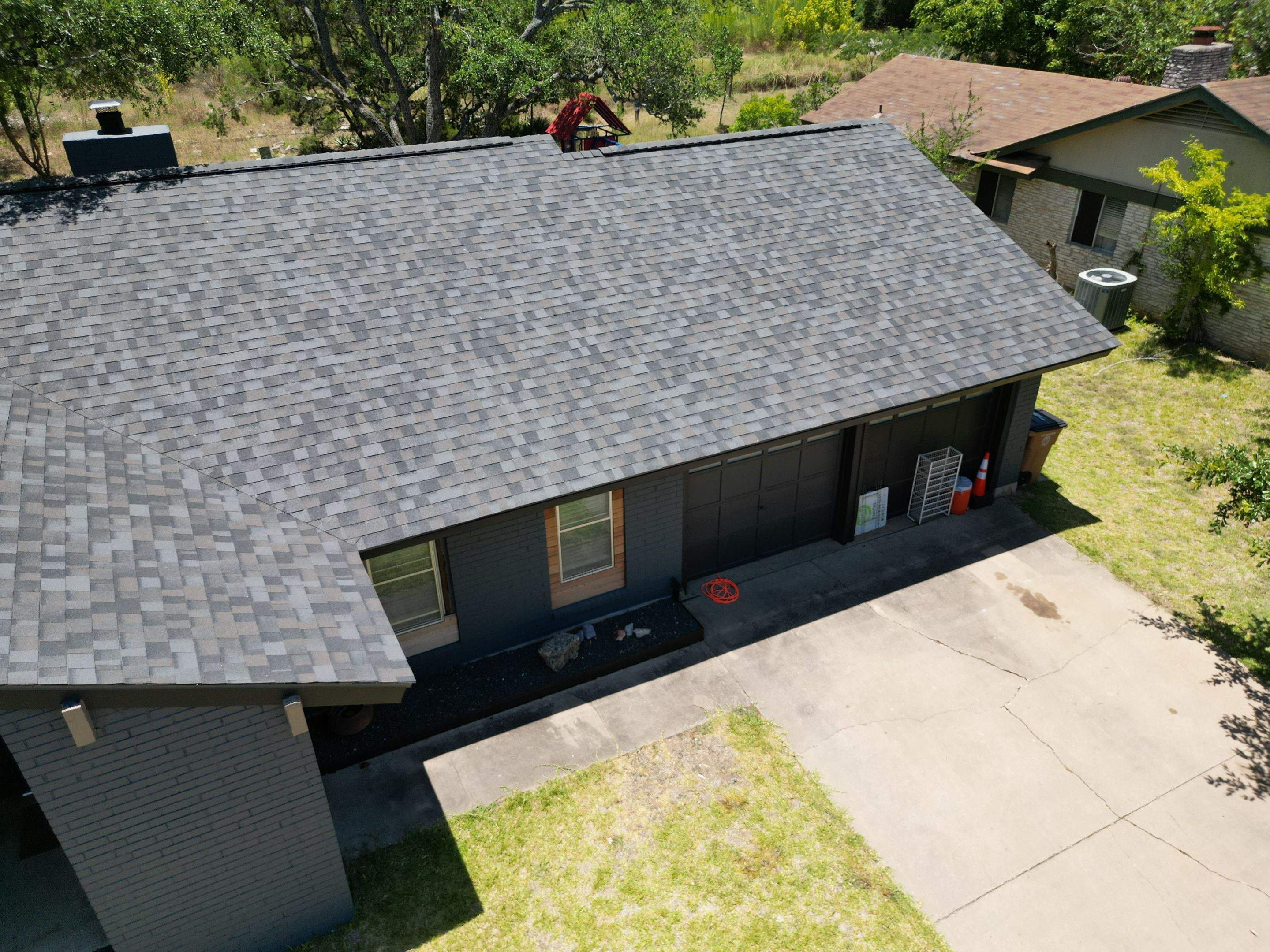 Williamsburg Gray - Owens Corning TruDefinition Duration by RoofsOnly.com