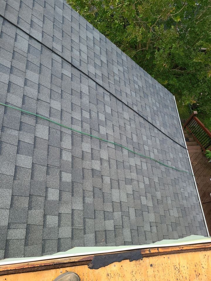 Arlington: CertainTeed Landmark Architectural Shingle in Georgetown Gray by RM Banning, Inc.