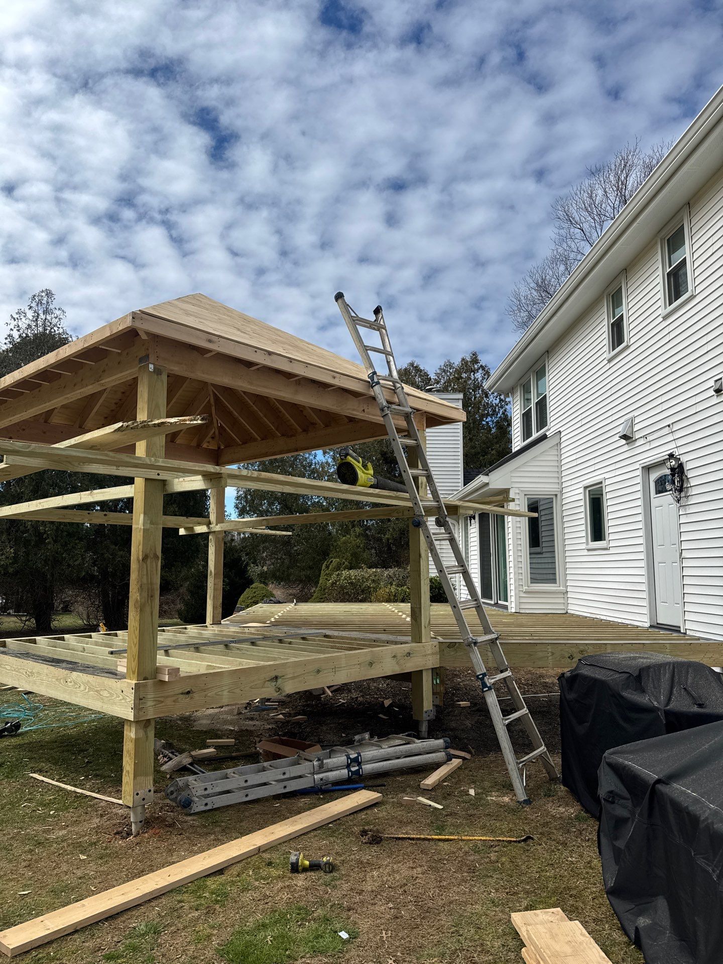 New Deck in Holmdel, New Jersey by deck guardian