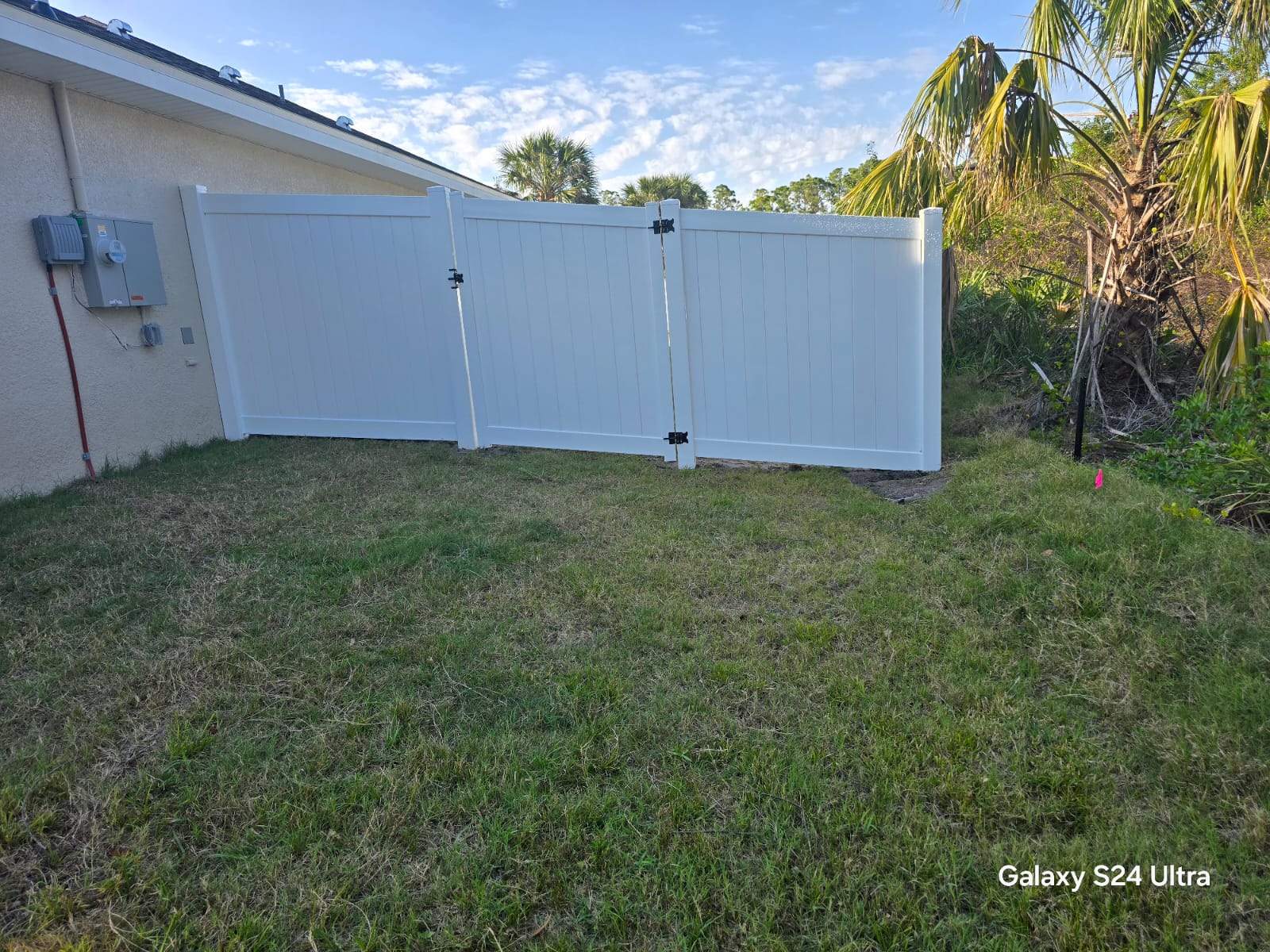 Residential White Vinyl Privacy Fence Installation in North Port by True Fence LLC