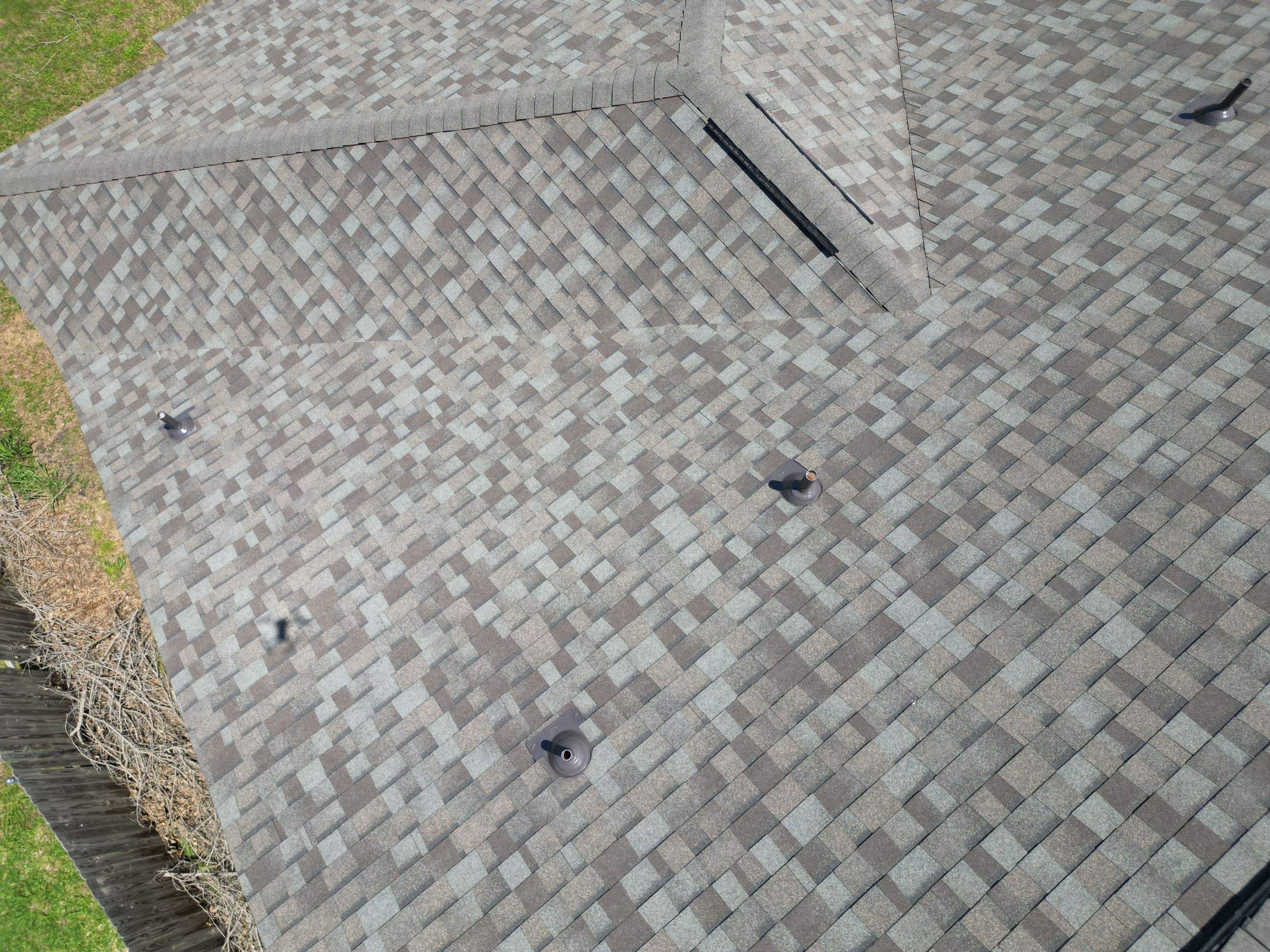 Driftwood - Owens Corning TruDefinition Duration by RoofsOnly.com