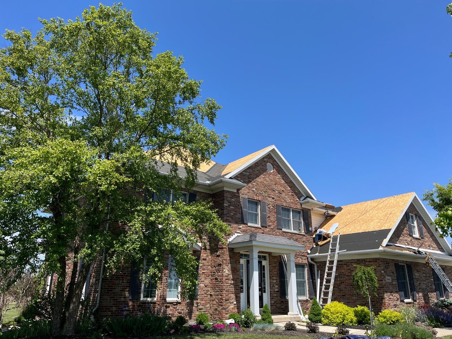 Residential Roofing Installation using GAF Timberline HDZ Charcoal by Nitro Roofing and Construction
