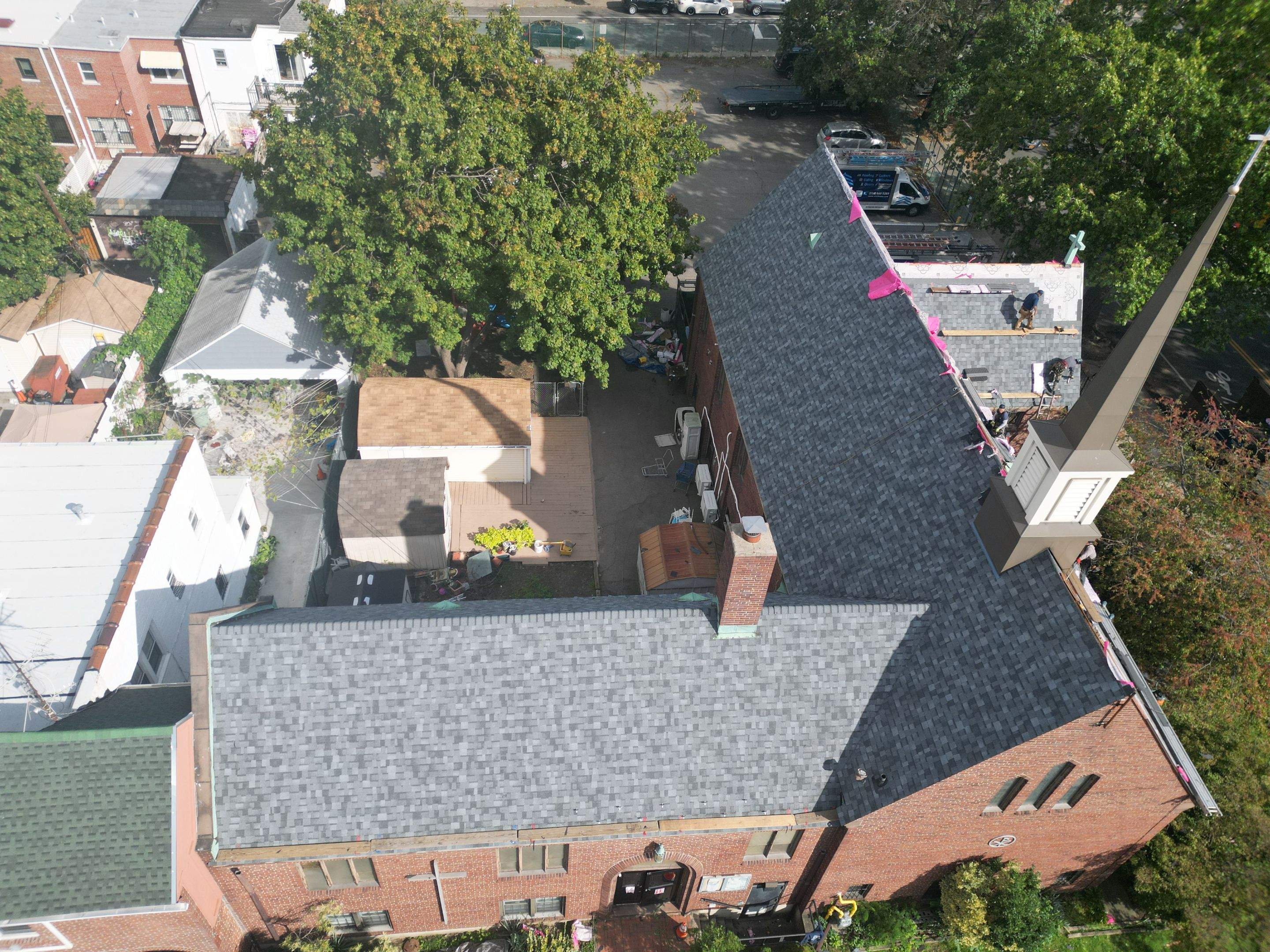 Owens Corning Duration® Shingles – Estate Gray, 6” Seamless Commercial-Grade Aluminum K-Style Gutters – Brown by Nisi Home Improvement