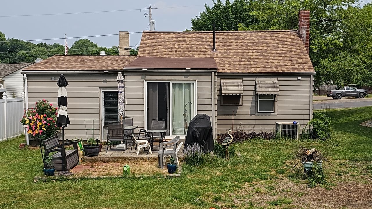 ATLAS PINNACLE COLOR: MORNING HARVEST by Eagle Eye Roofing