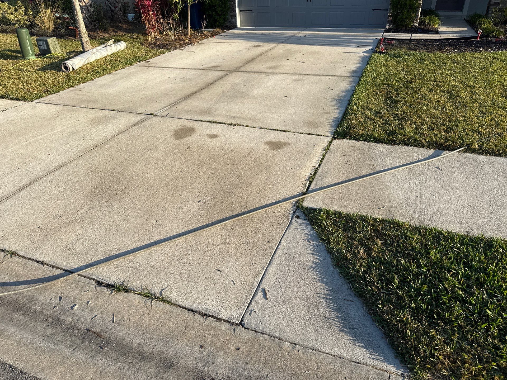 🚿 Trevesta Community Driveway & Lanai Cleaning | Palmetto, FL Pressure Washing 🚿 by Sunshine AquaWash