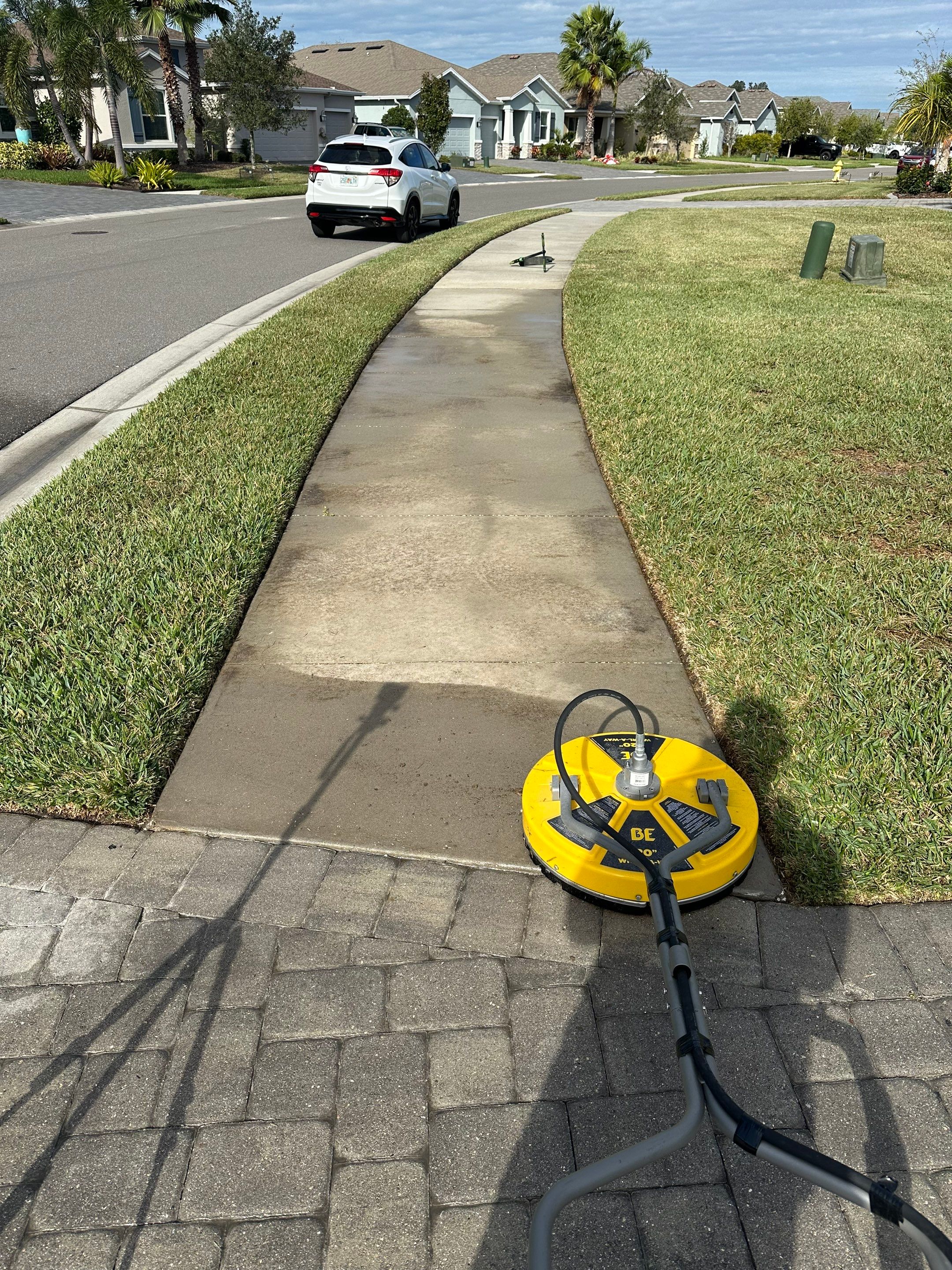 2-Story House Wash & Paver Driveway Cleaning in Trevesta Community, Palmetto, FL | Sunshine AquaWash by Sunshine AquaWash