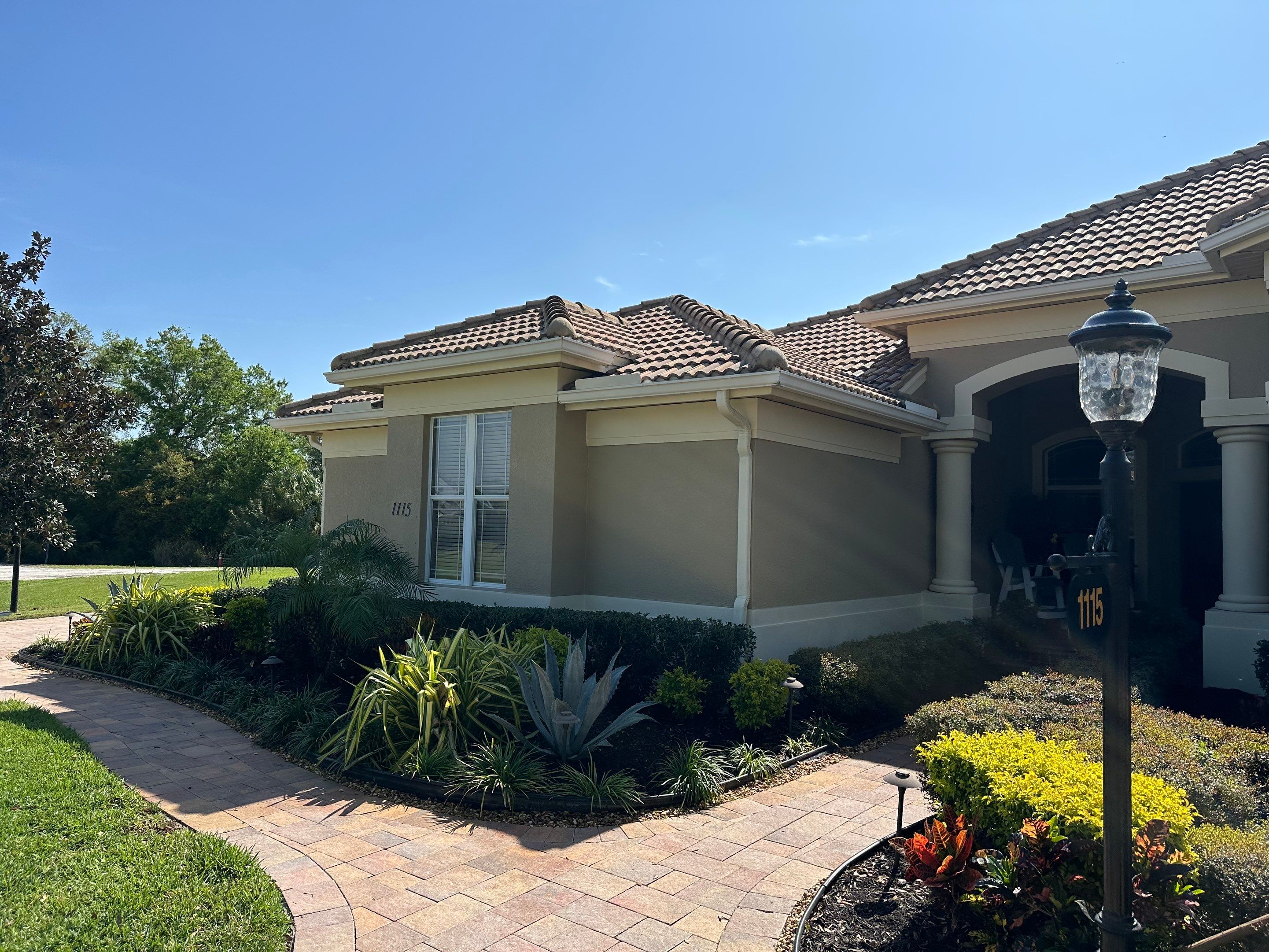 Concrete Tile Roof Cleaning in Winding River Community, Bradenton, FL | Sunshine AquaWash by Sunshine AquaWash