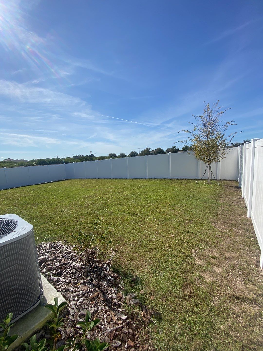 Ruskin, FL  6 ft. Tall White Vinyl Privacy Fence  by Asap fence and gates, LLC
