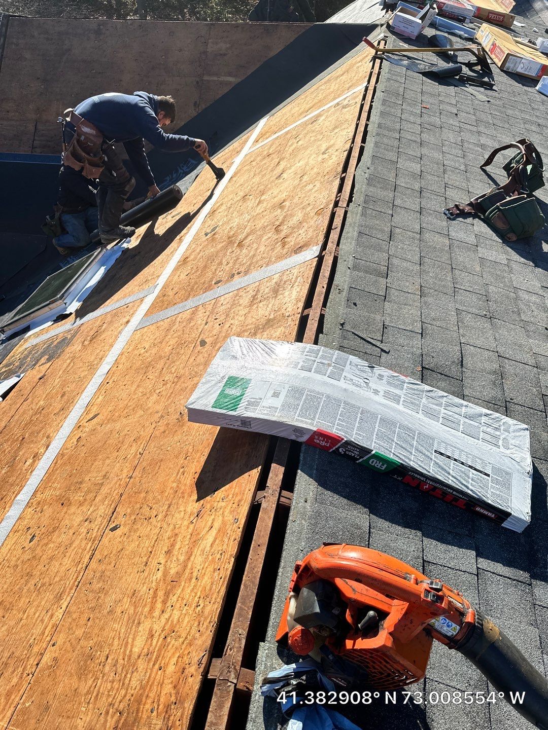 Residential Roofing Installation using Owens Corning TruDefinition Duration AR - Estate Gray & White Double 4 Siding by A Plus Exterior