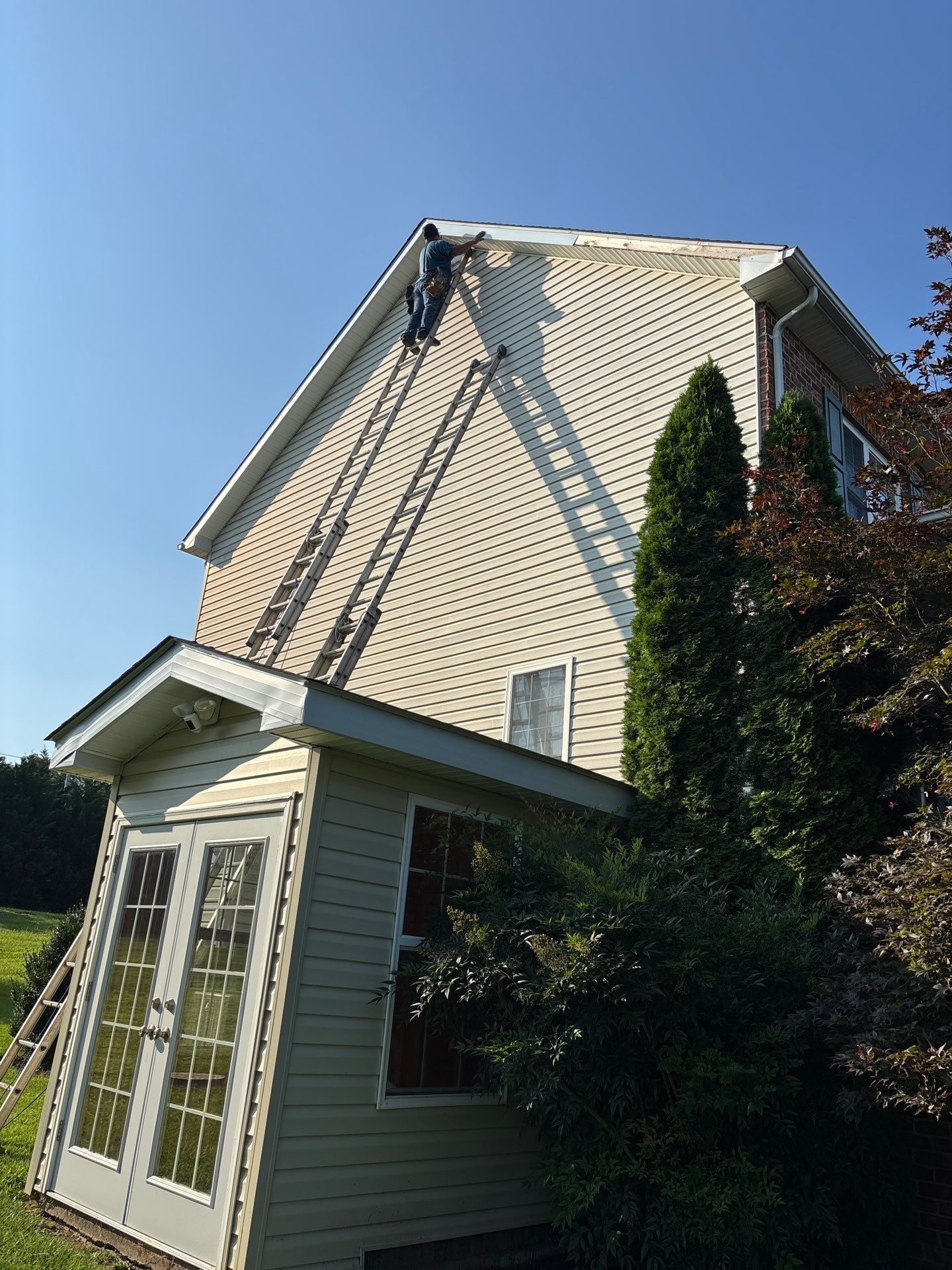 Siding Repair by Winchester Roofing