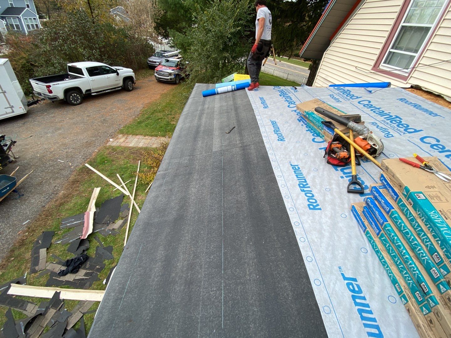 Roof Replacement using CertainTeed Landmark by 180 Contractors