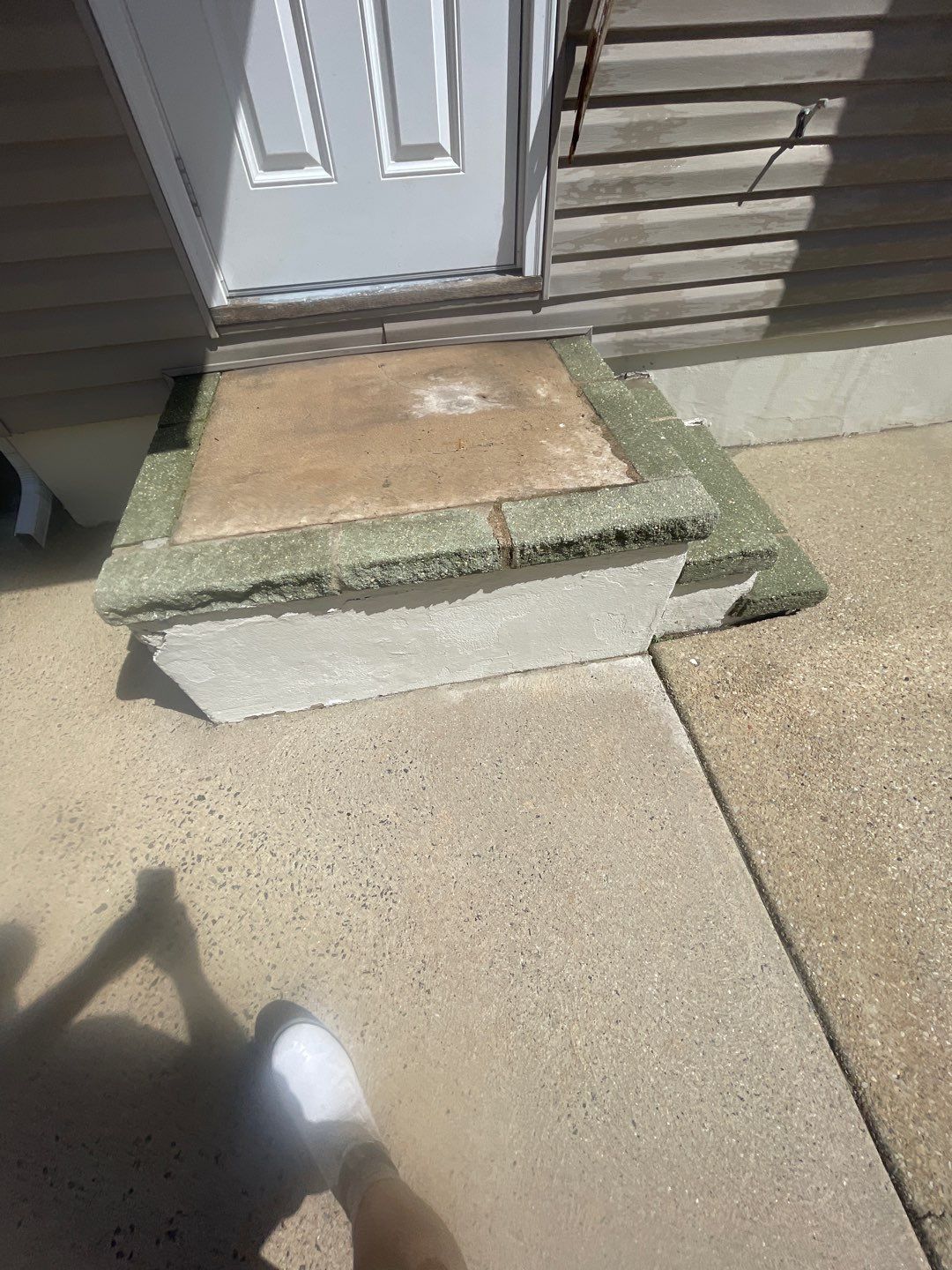 Concrete Cleaning, House Wash & Deck Cleaning by SJ Exterior