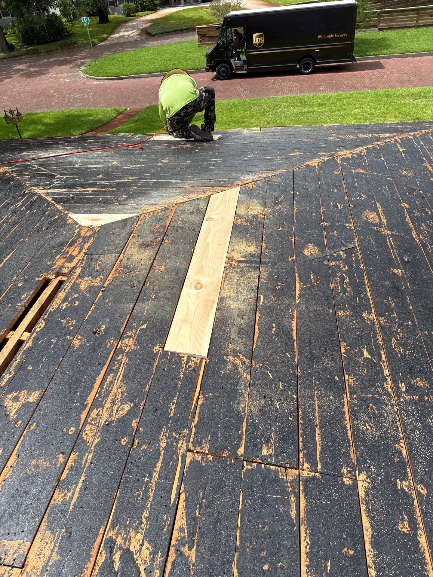 Project in St. Petersburg 33710 by Mitchell Roofing Company LLC 