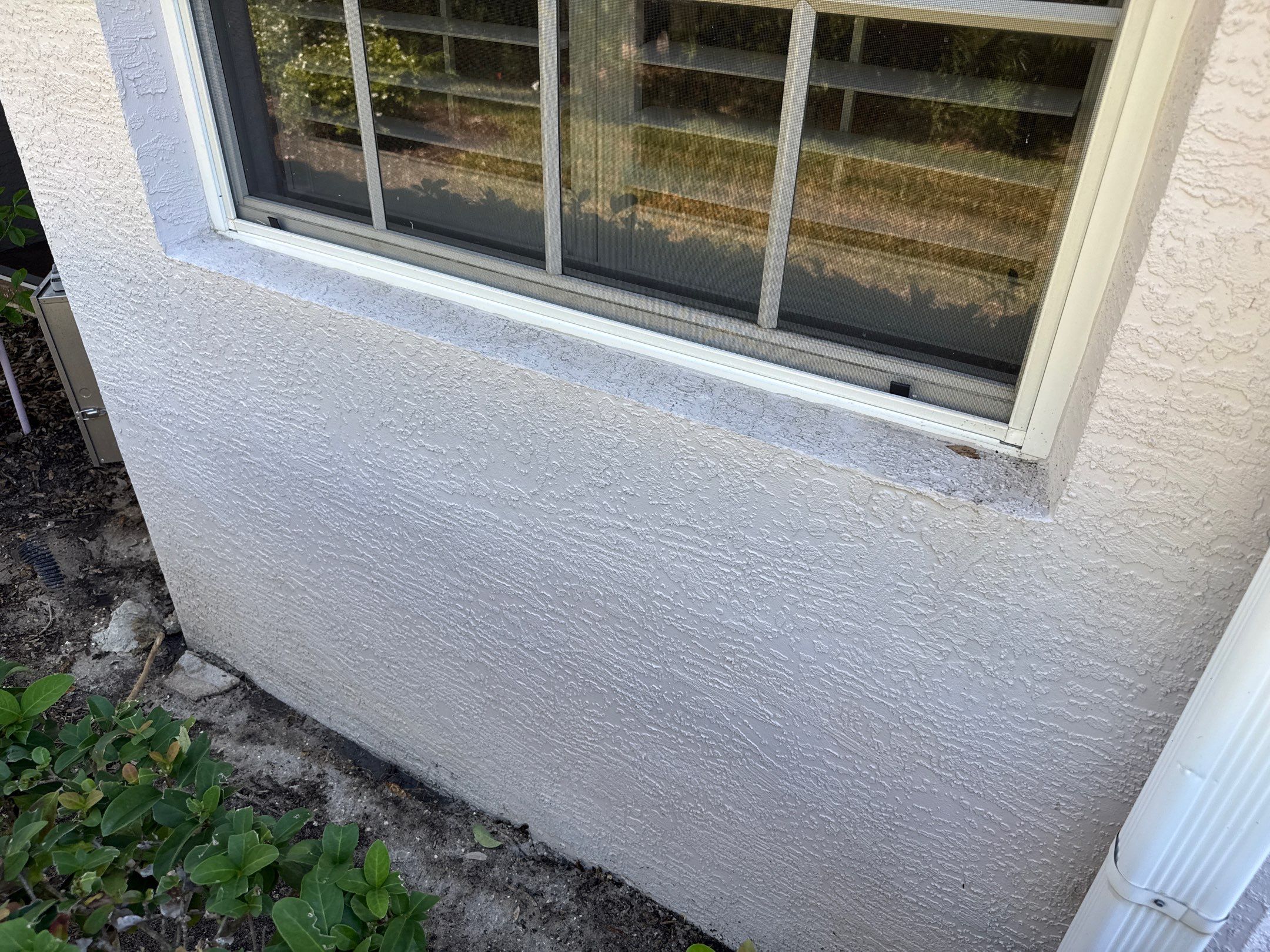 House Wash, Pool Deck & Screen Enclosure Cleaning | University Park, Sarasota FL by Sunshine AquaWash