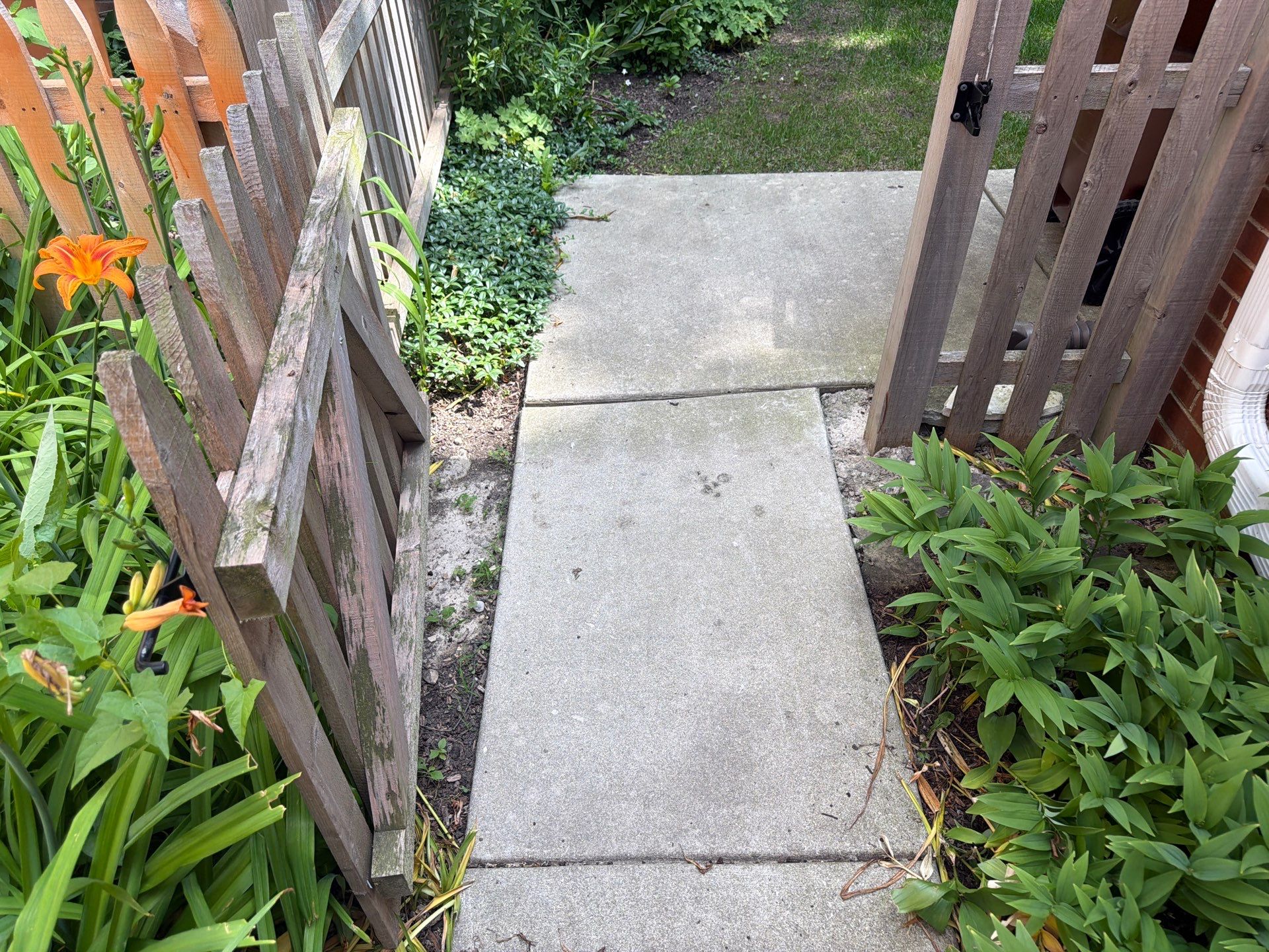 Brick Paver cleaning, sanding, seal by Northern Power Washing LLC.