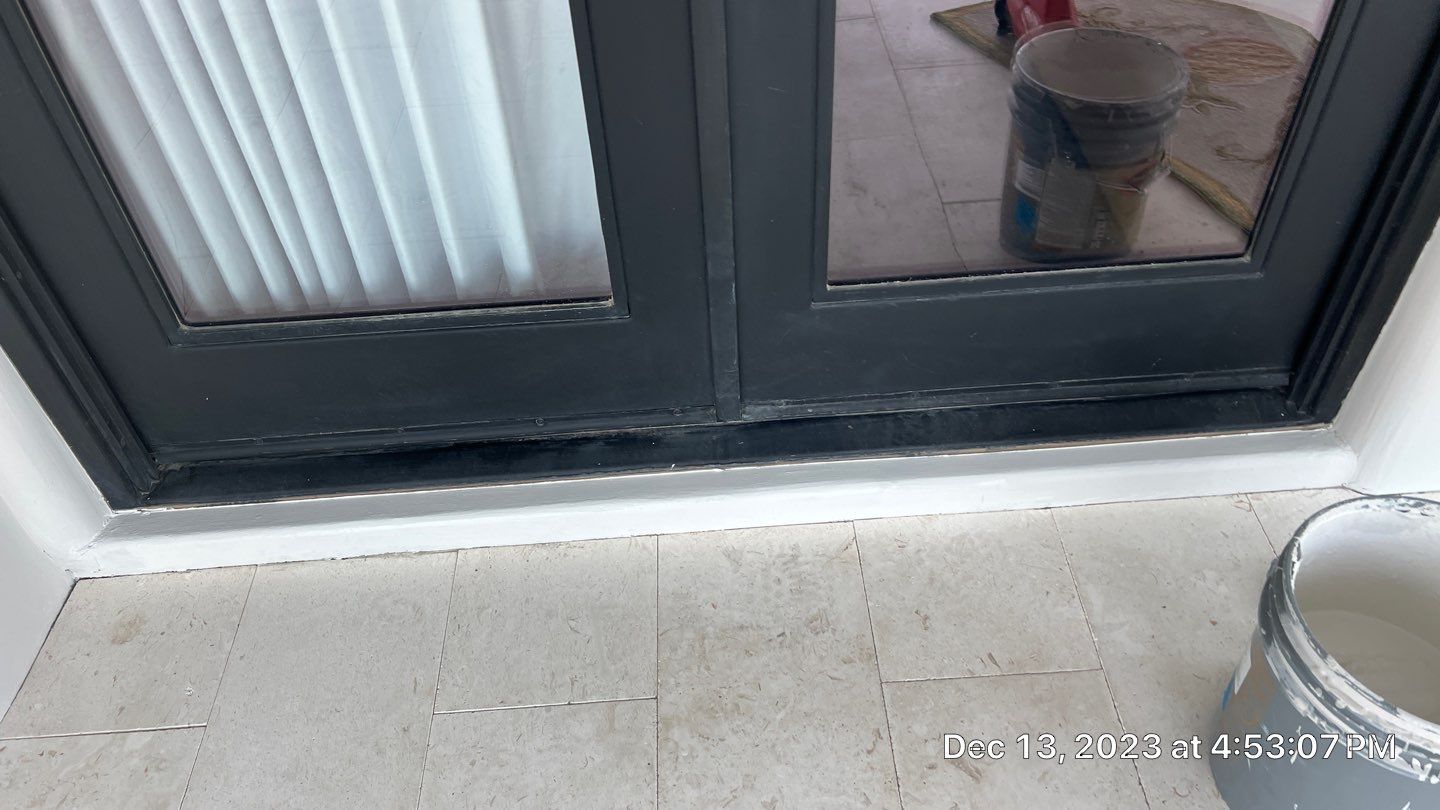 Exterior Painting - Paradise Valley by Crash of Rhinos Painting & Garage Floors