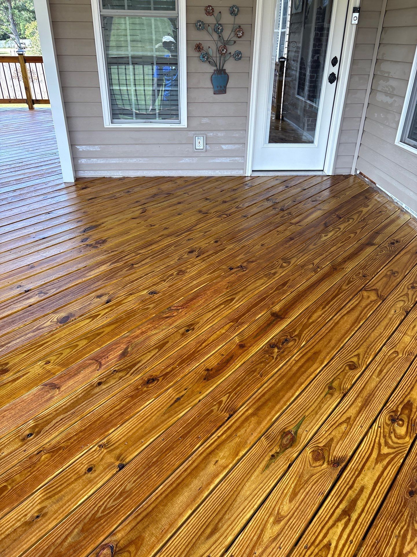 Wood Deck using Wood Sealant by DuraSeal