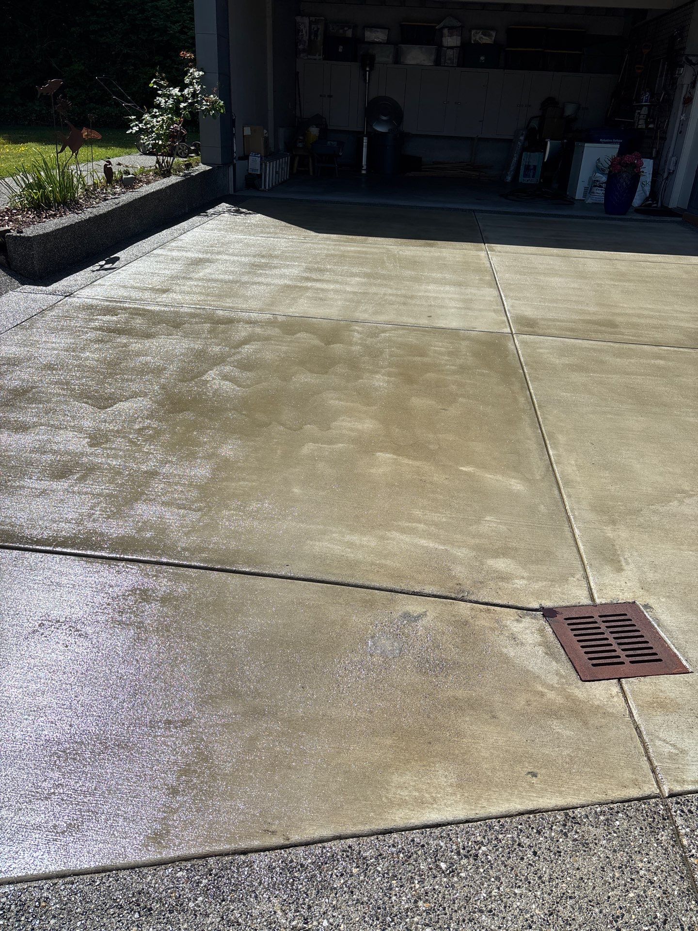 Sealcoated Concrete & Asphalt Driveway | Everett  by Jireh Asphalt & Concrete Inc 