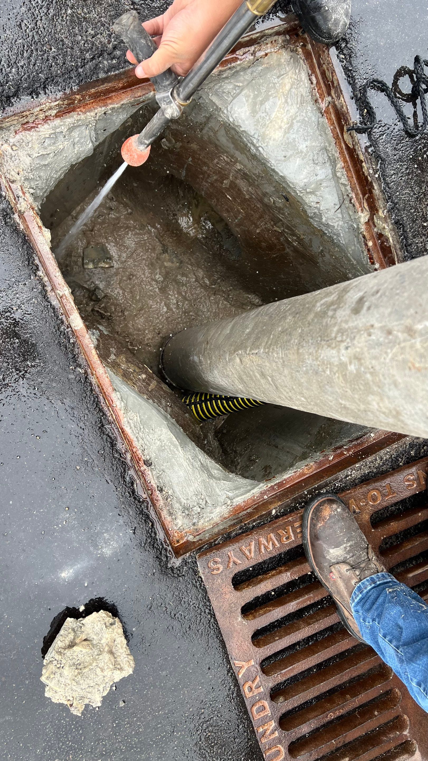 New Construction Storm Drain System Cleaning by APS Power & Water
