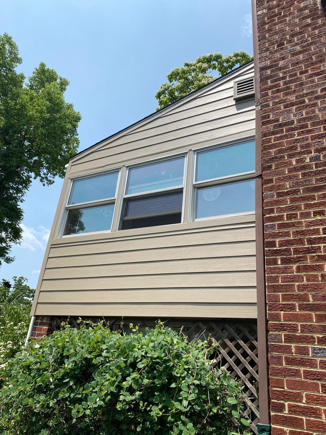 Siding Installation using JH Plank Select Cedermill Eased Edge by ExteriorPros