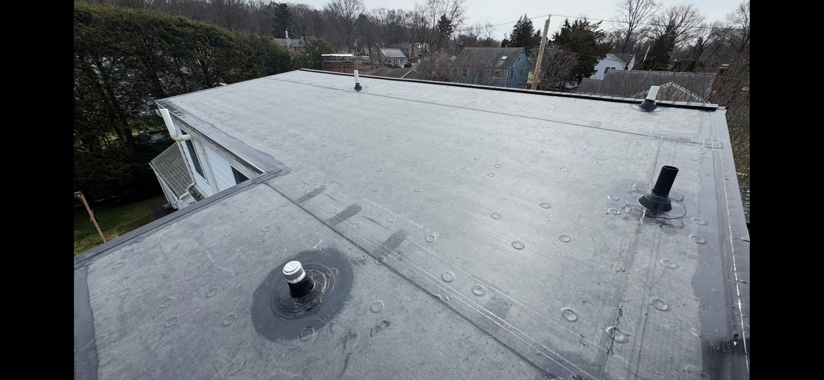 DiGiorgi brings more beauty to the Trumbull, CT roofline by DiGiorgi Roofing and Siding Inc