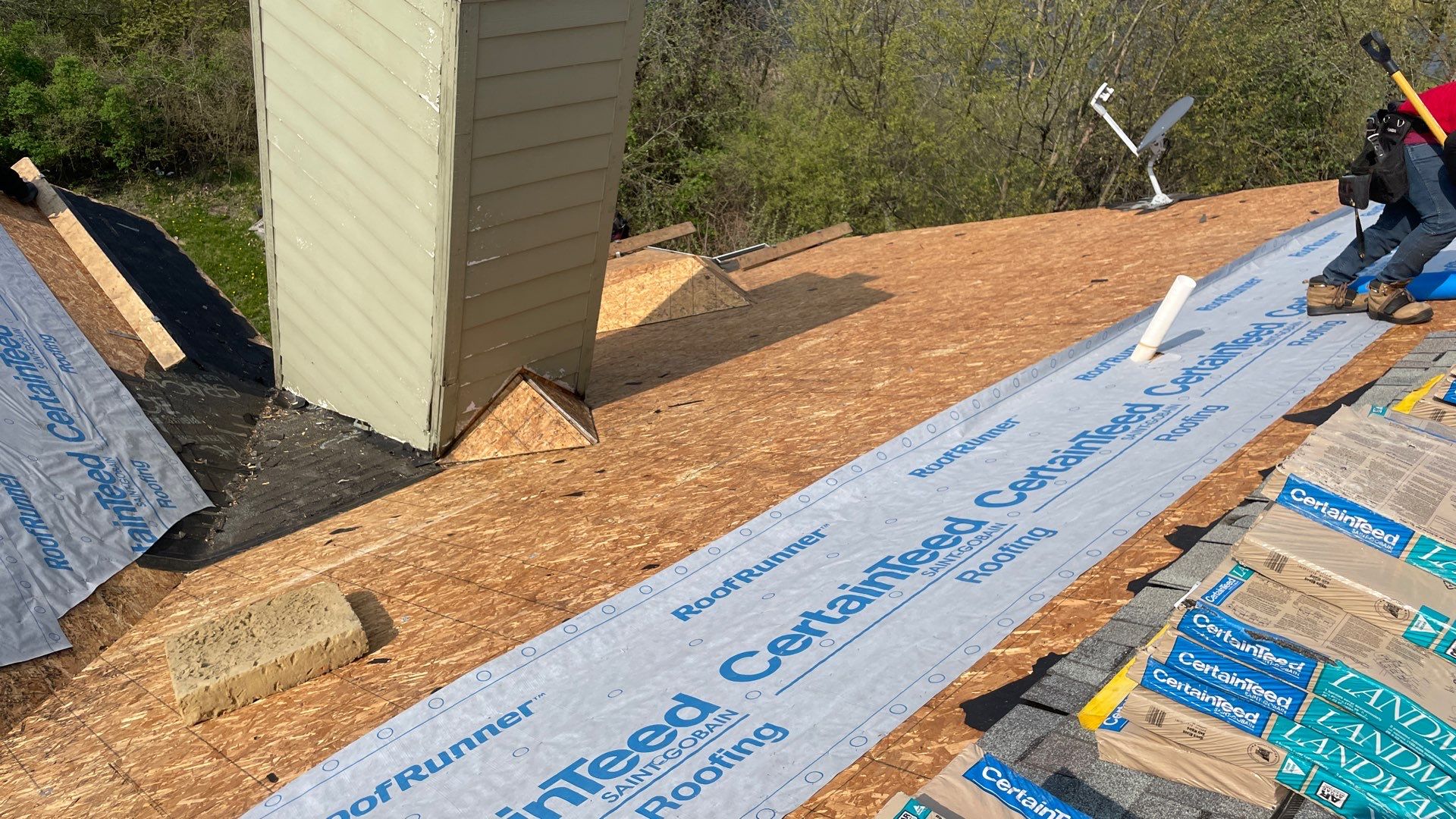 Roof Replacement using CertainTeed Landmark by 180 Contractors