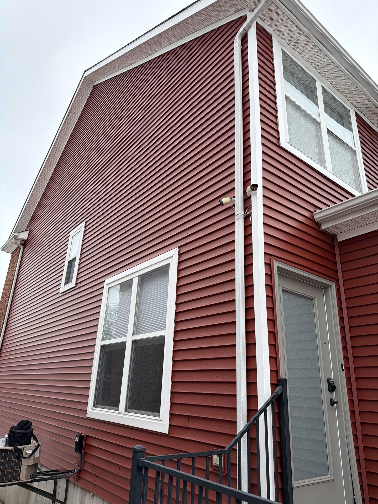 Fox Park Vinyl Siding Transformation | St. Louis, MO by Acute Roofing And Exteriors