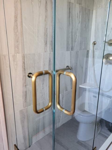 Sheridan road Bathroom remodel by Punch List