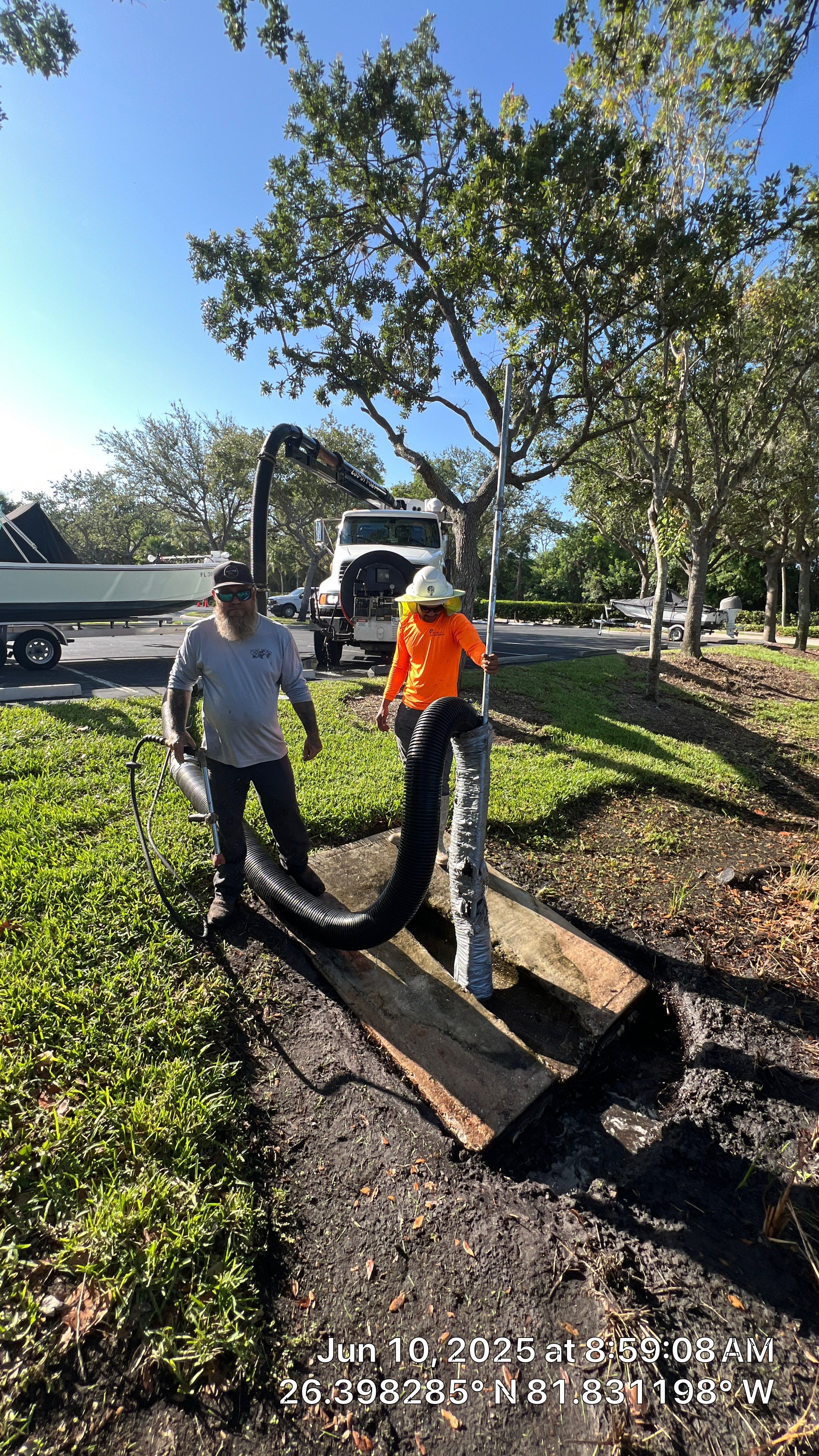 Pelican Landing Beach Parking Lot Stormwater System Maintenance by Don Mar, Inc. Storm Water Solutions