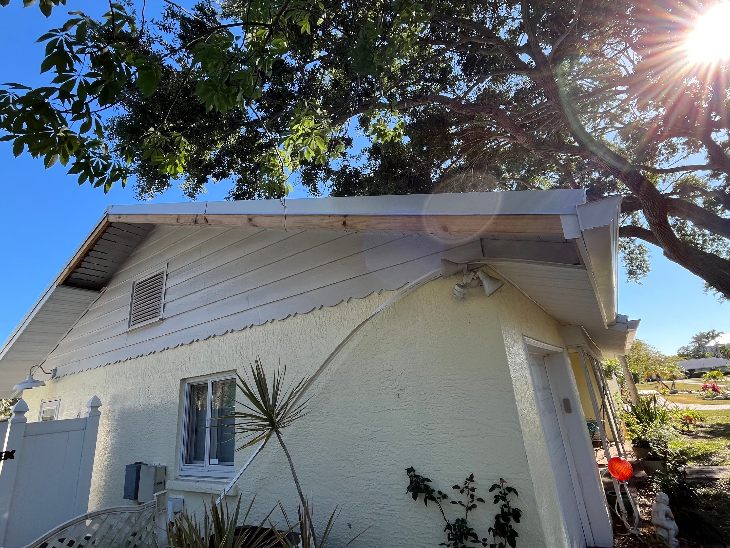 Soffit and Fascia Installation in Sarasota FL by Gutter Professors