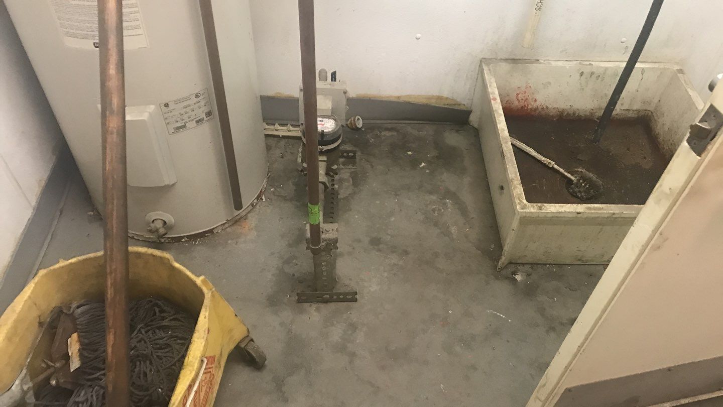 Applied Metals Commercial Application by Knot Just Decks