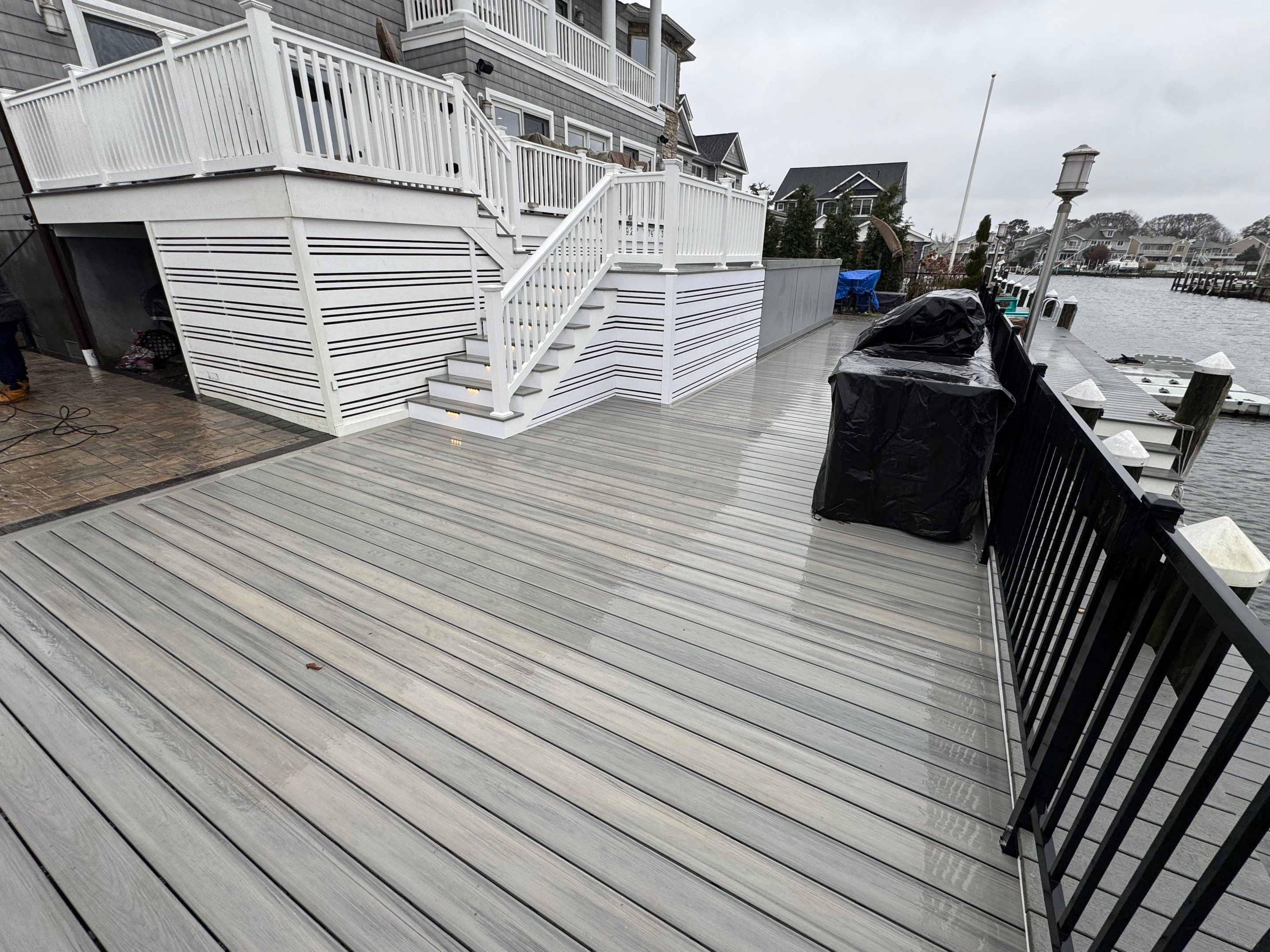 New Deck using Deckorators Venture - Color Saltwater by deck guardian