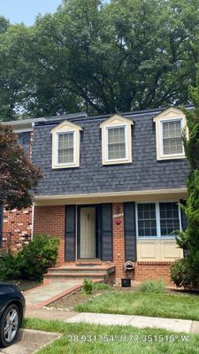Reston: CertainTeed Landmark Pro Architectural Shingles in Max Def Moire Black