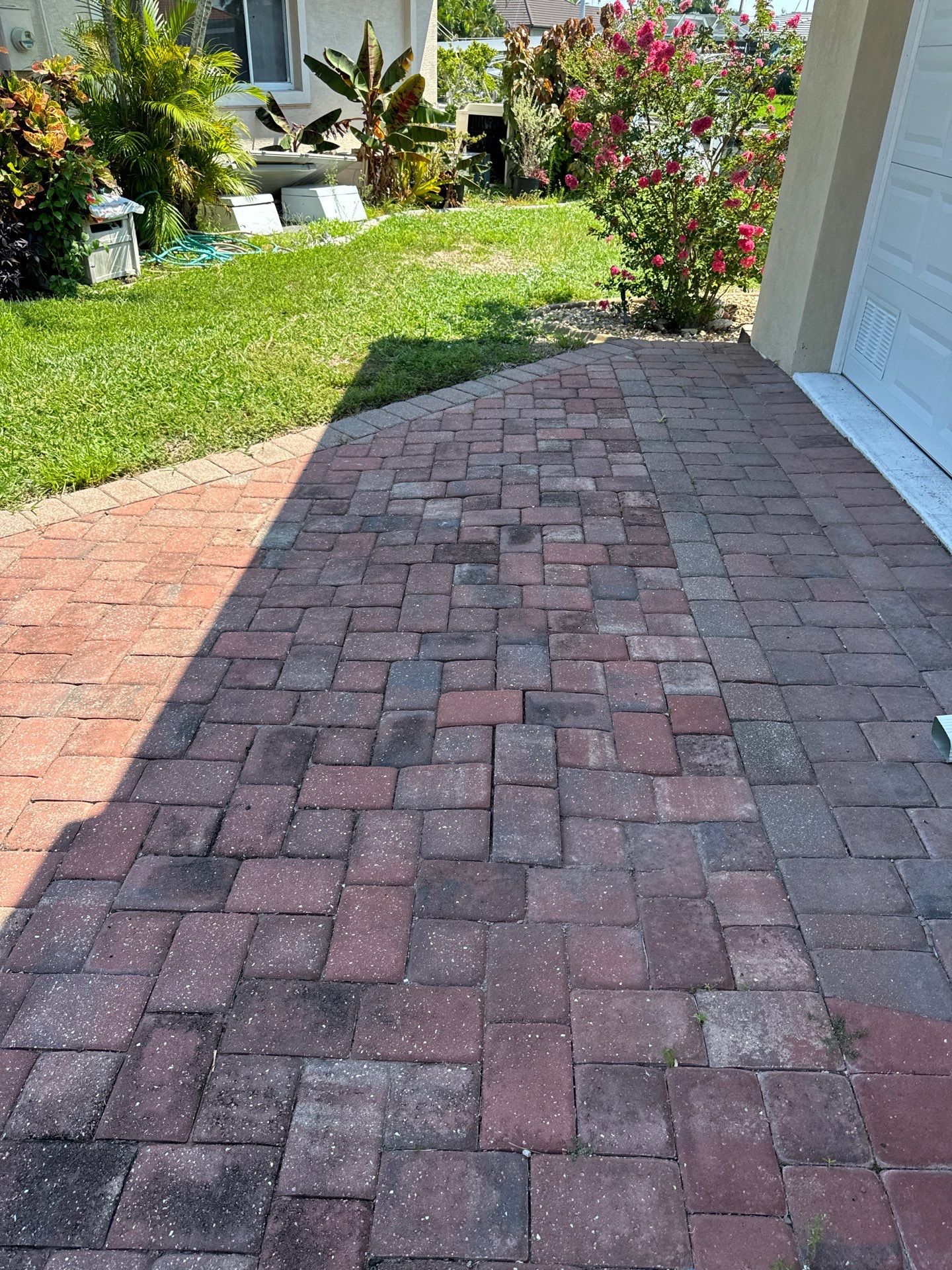 Driveway Cleaning, Sanding & Sealing by Wizard Wash