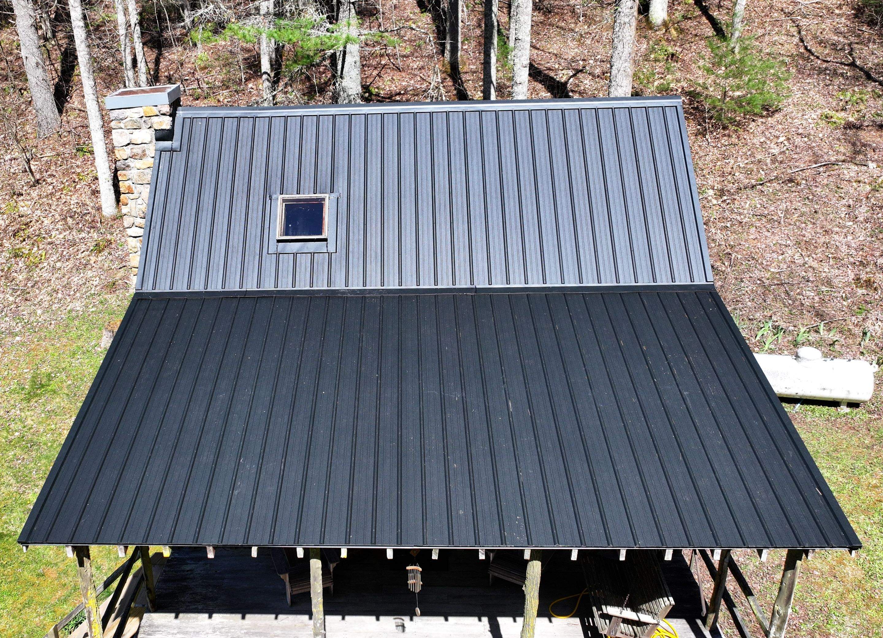 Sluder Cabin by Omnia Roofing