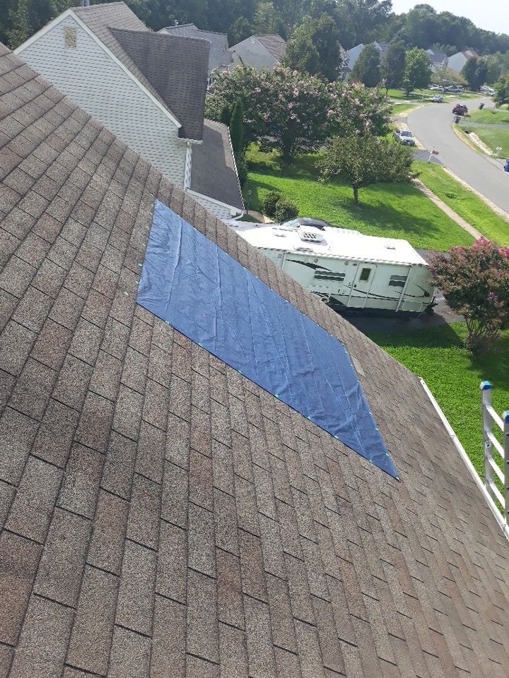Woodbridge: CertainTeed Landmark Designer Shingles in Cottage Red by RM Banning, Inc.