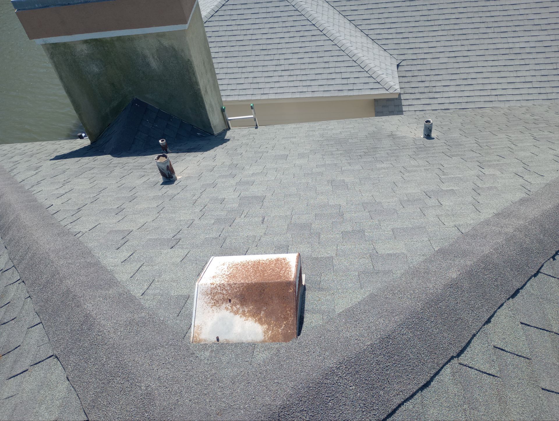 Residential Roofing Installation using Owen's Corning Duration (Lifetime) Shingles by Roof Repair Company
