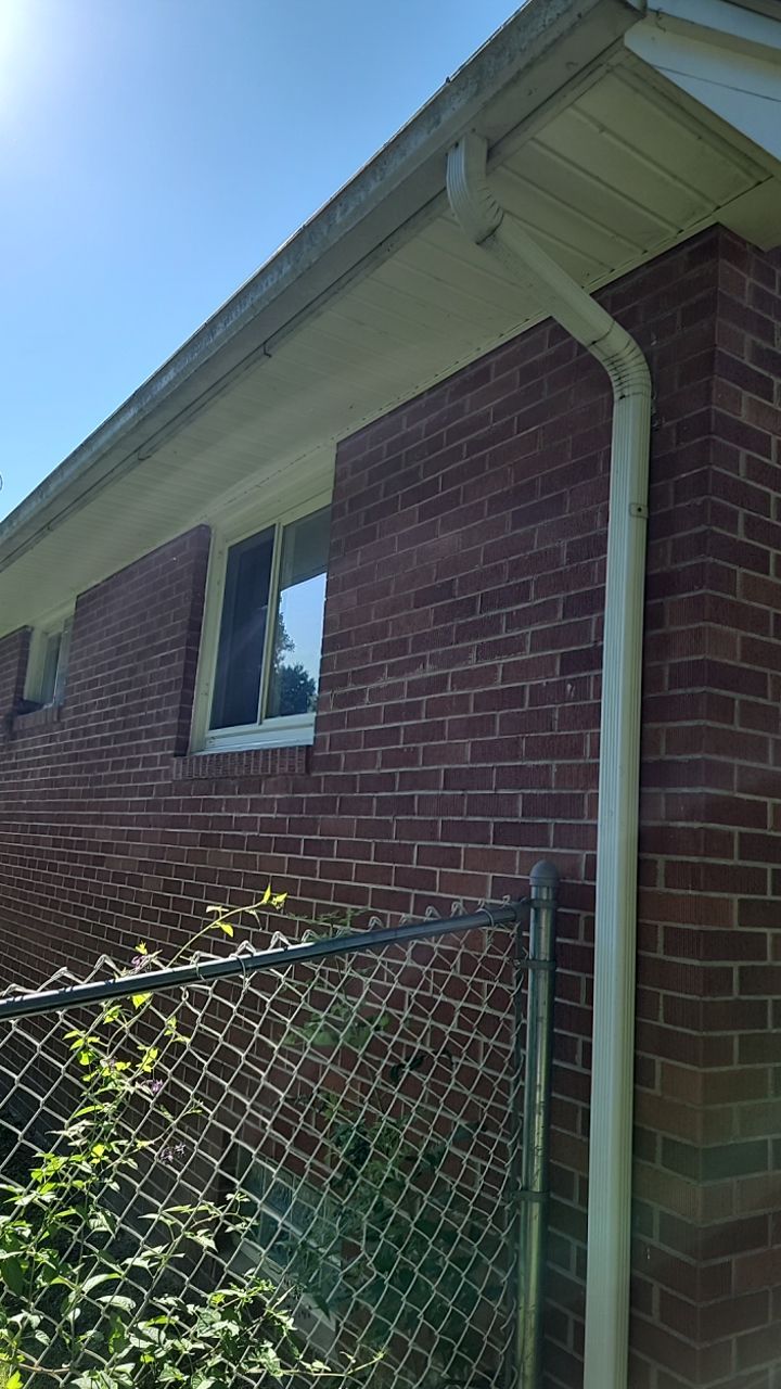 Brand: Atlas Pinnacle Color: Pristine Sunset Drip: White by Eagle Eye Roofing