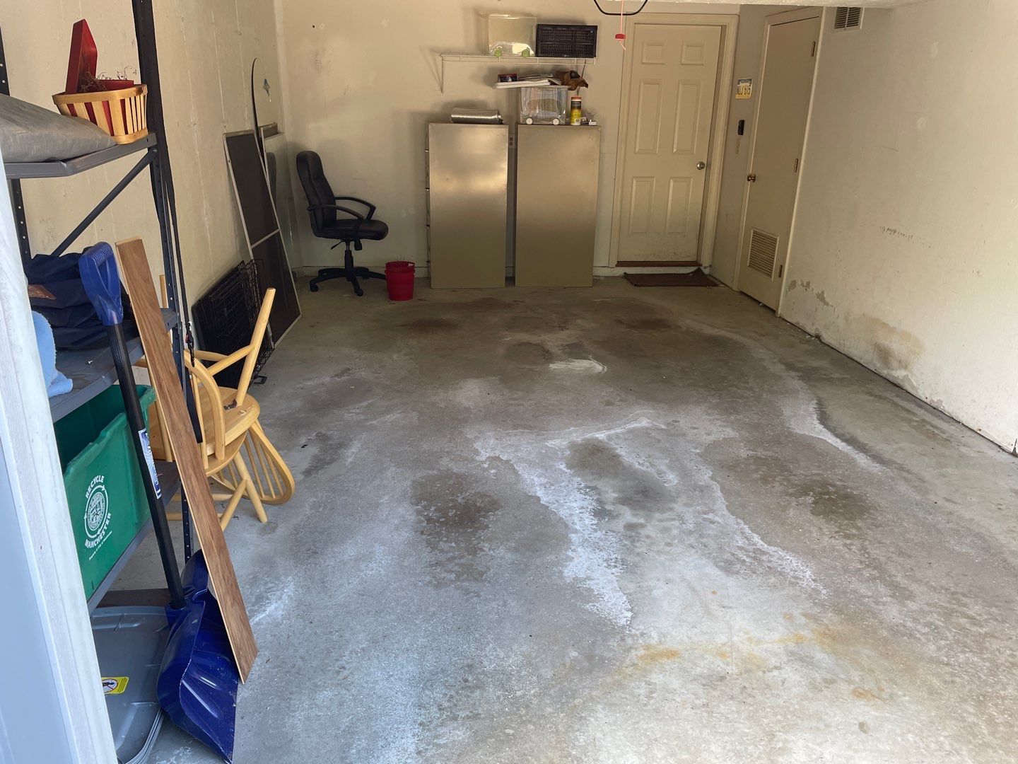 Garage in Nashua, NH 03063 by Symphony Concrete Coatings